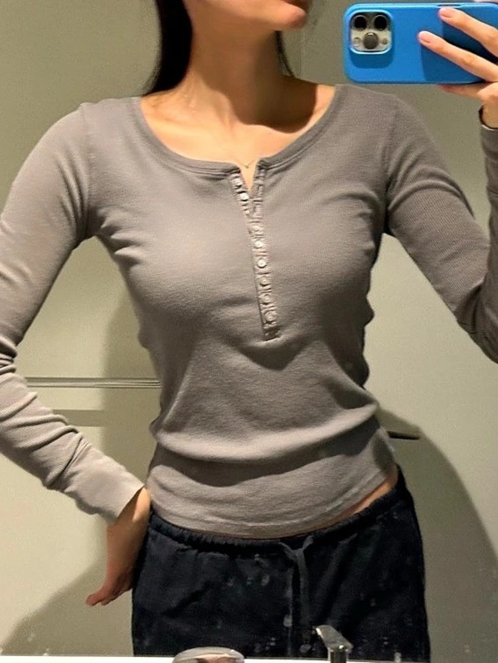 Brandy Melville Zelly Top Gray Long Sleeve Henley